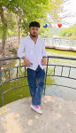 Room Attendant Manish aus Rohtak Indien