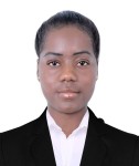 Room Attendant Lorrita aus Dubia Vereinigte ArEmir