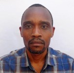 Programmer operating technology Titus aus Nairobi Kenia