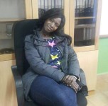 Warehouse worker Sarah aus Mwanza Tansania